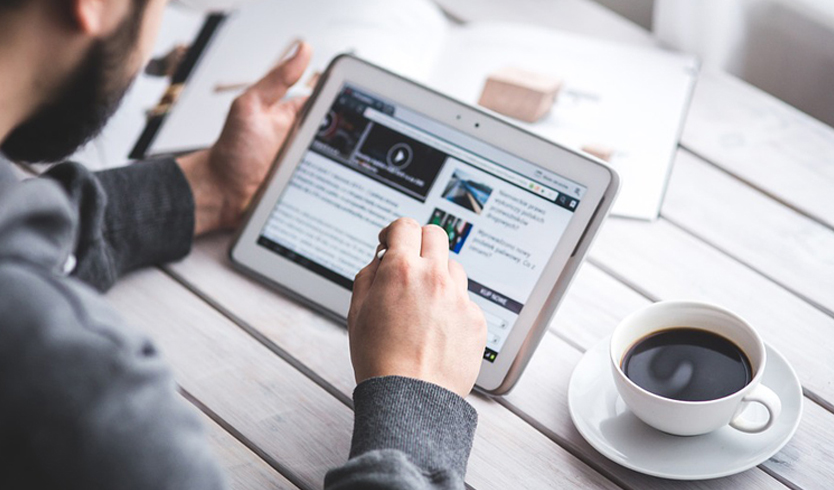 SpaceX Falcon explodes after Landing